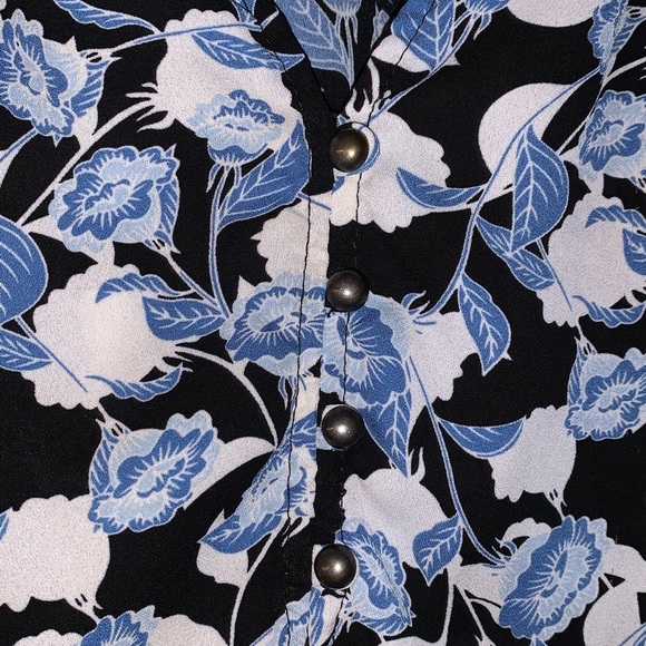 Star Fever Floral Print Top women’s size 1X - Picture 4 of 7